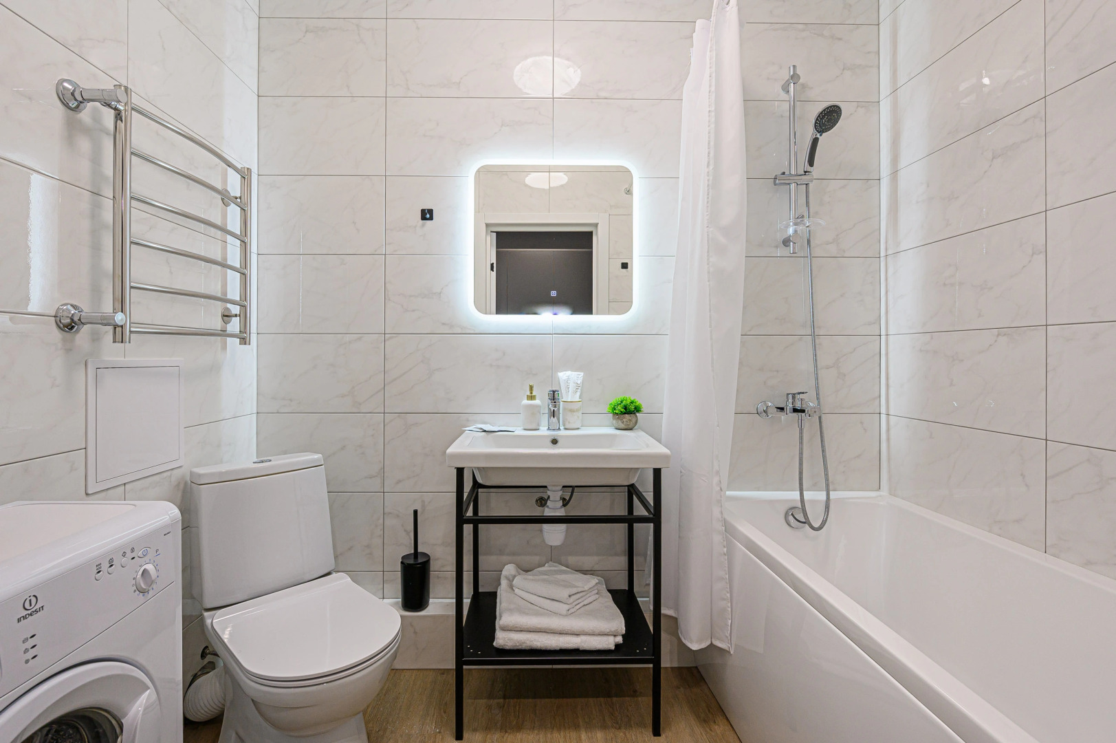 Апартаменты Stepanenkov для Двоих Гостей на Заровного 10 на 14 этаже