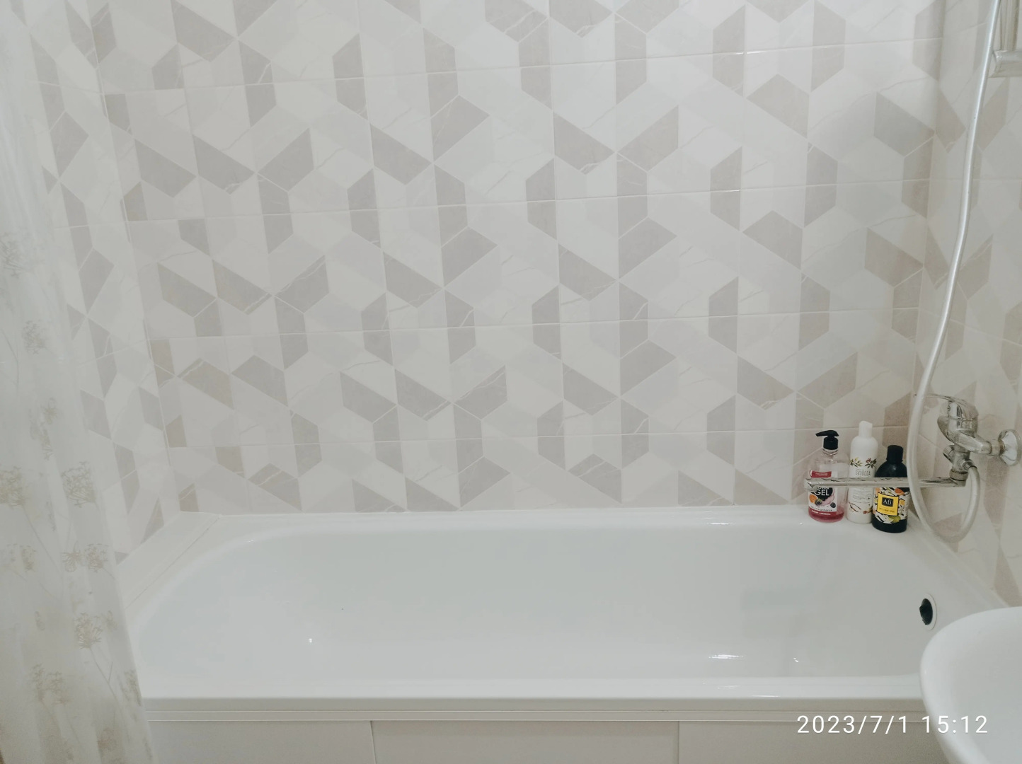 Квартира Евродвухкомнатная на Революции, 52 Б