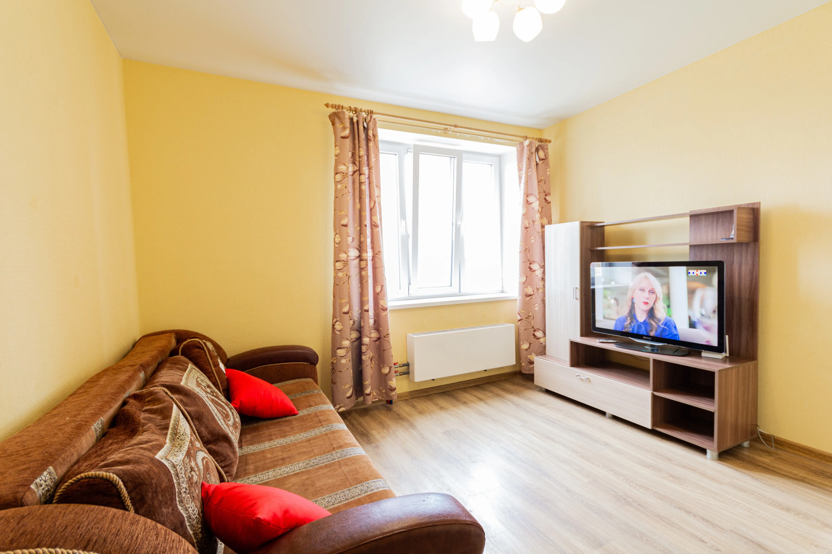 Апартаменты на Новомосковской 16