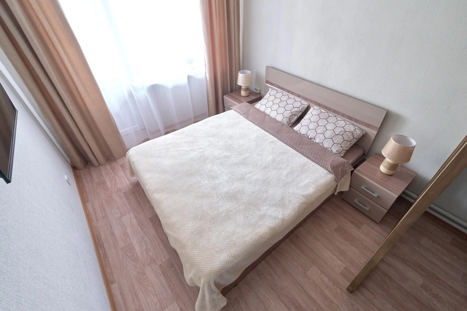 Апартаменты 9 Ночей 12 на Большая Подгорная