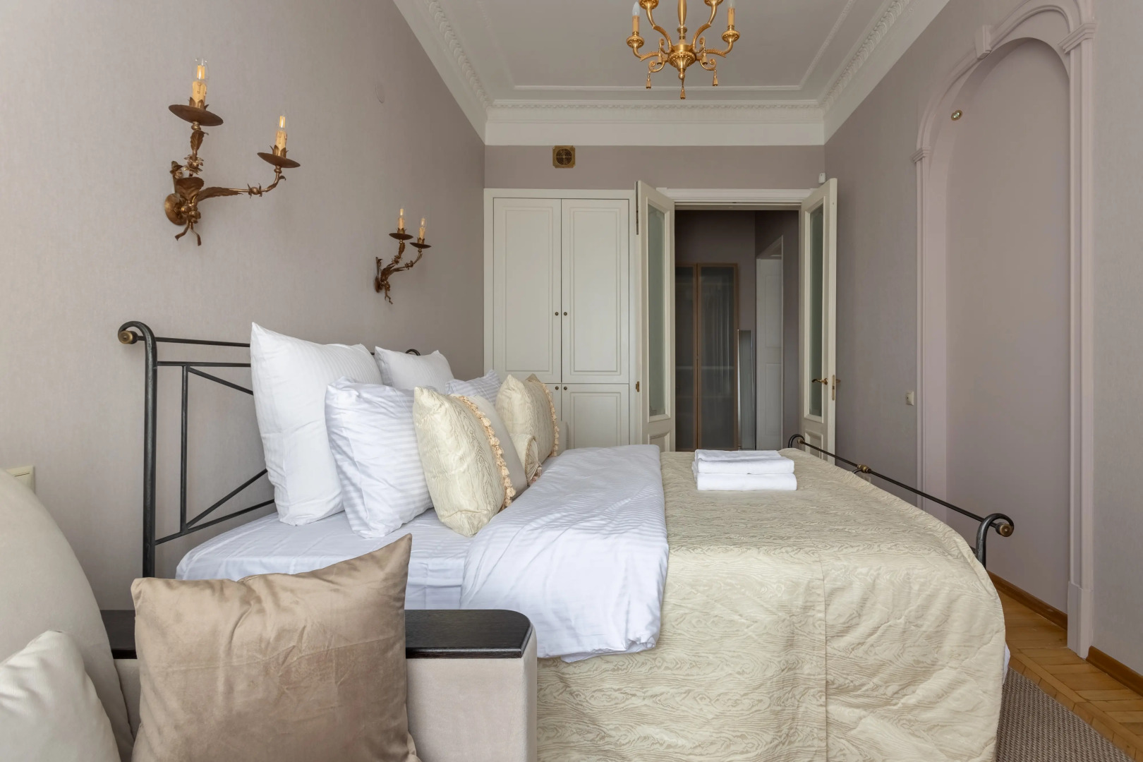 Апартаменты Улучшенные с балконом и видом на реку