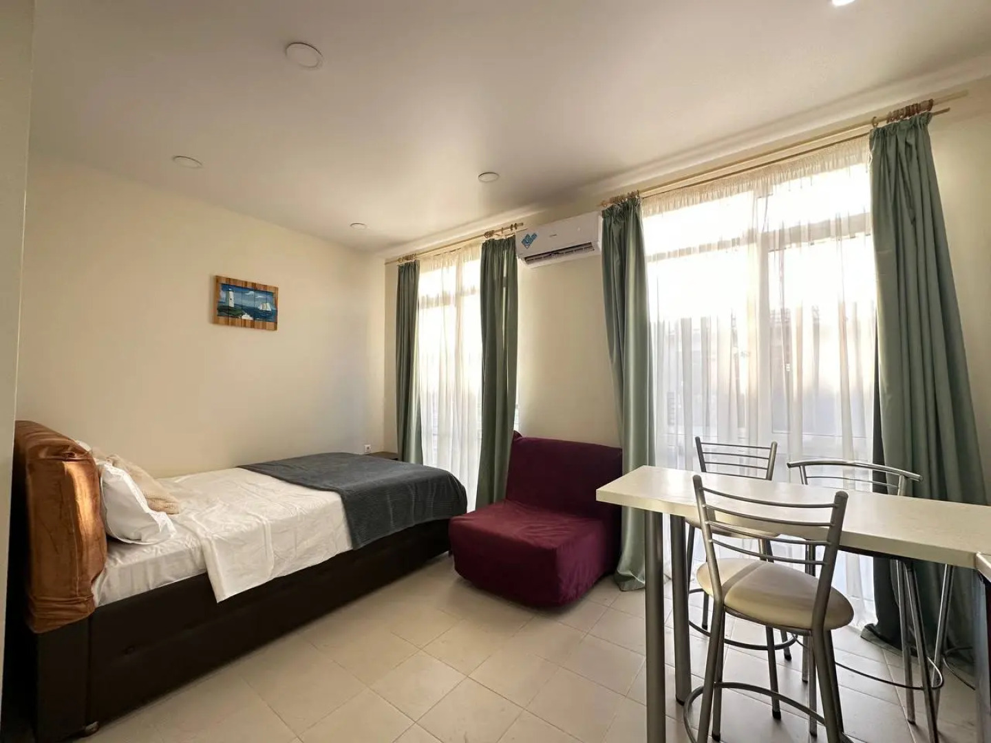 Апартаменты Море квартир с видом на парк Южные культуры