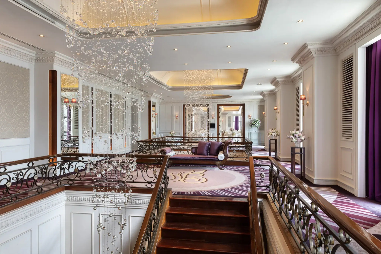 Отель Tower Club at lebua