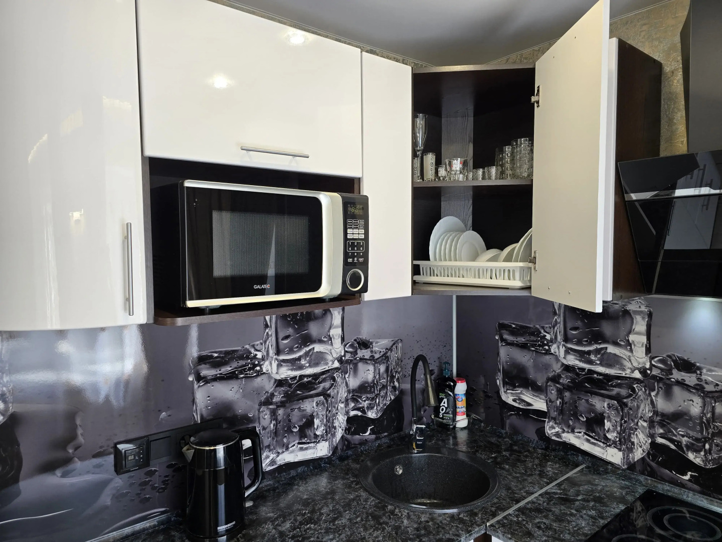 Квартира Красивая Студия в Стиле Hi Tech