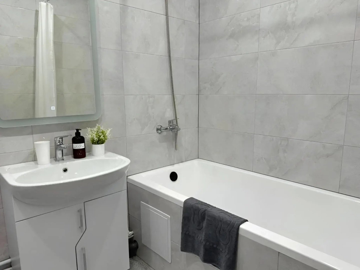 Квартира Уютная от ProКвартиры у Метро рядом с Центром на Декабристов 89В