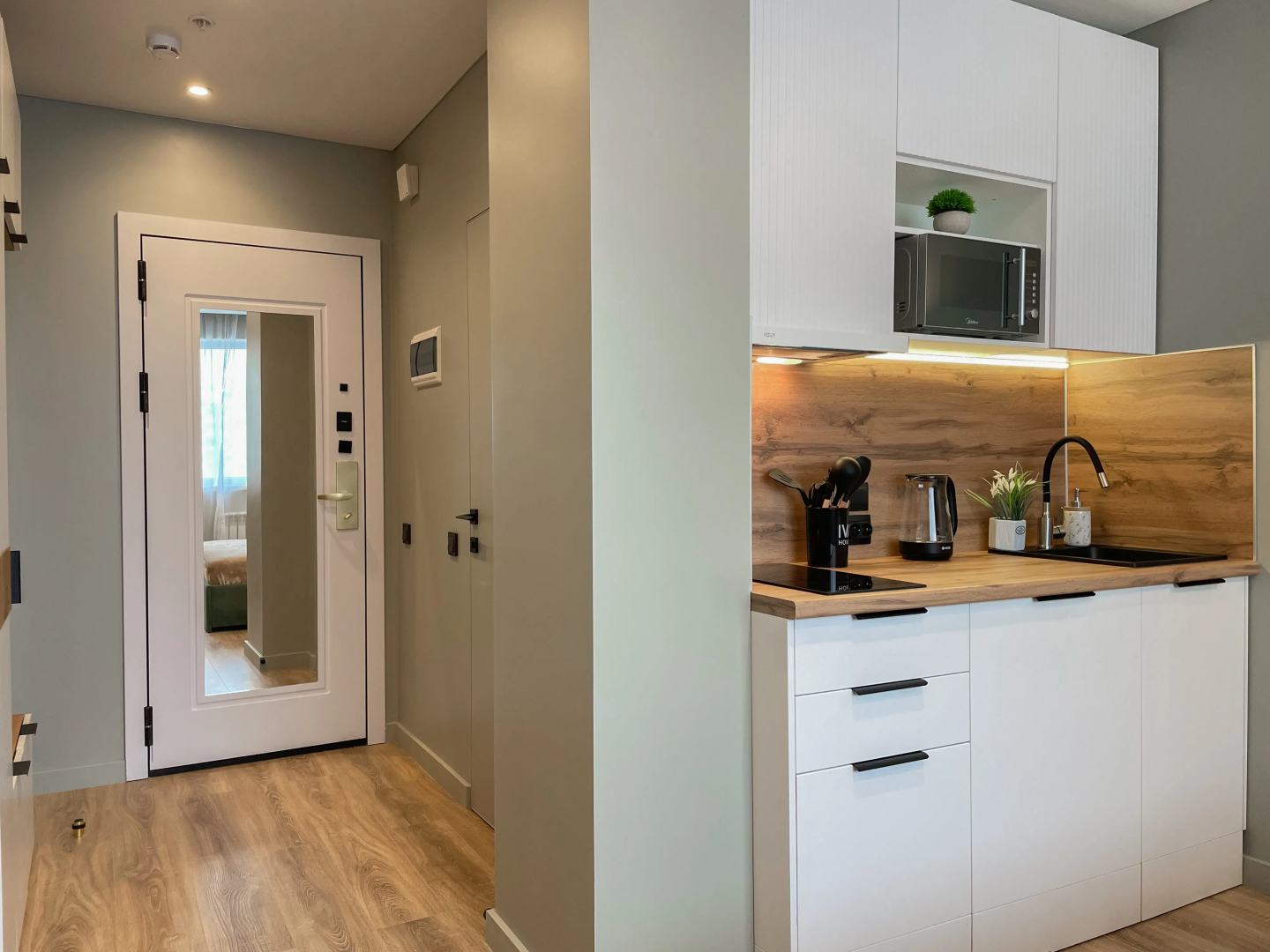 Квартира Dayker City Apartments студия возле метро Тропарево