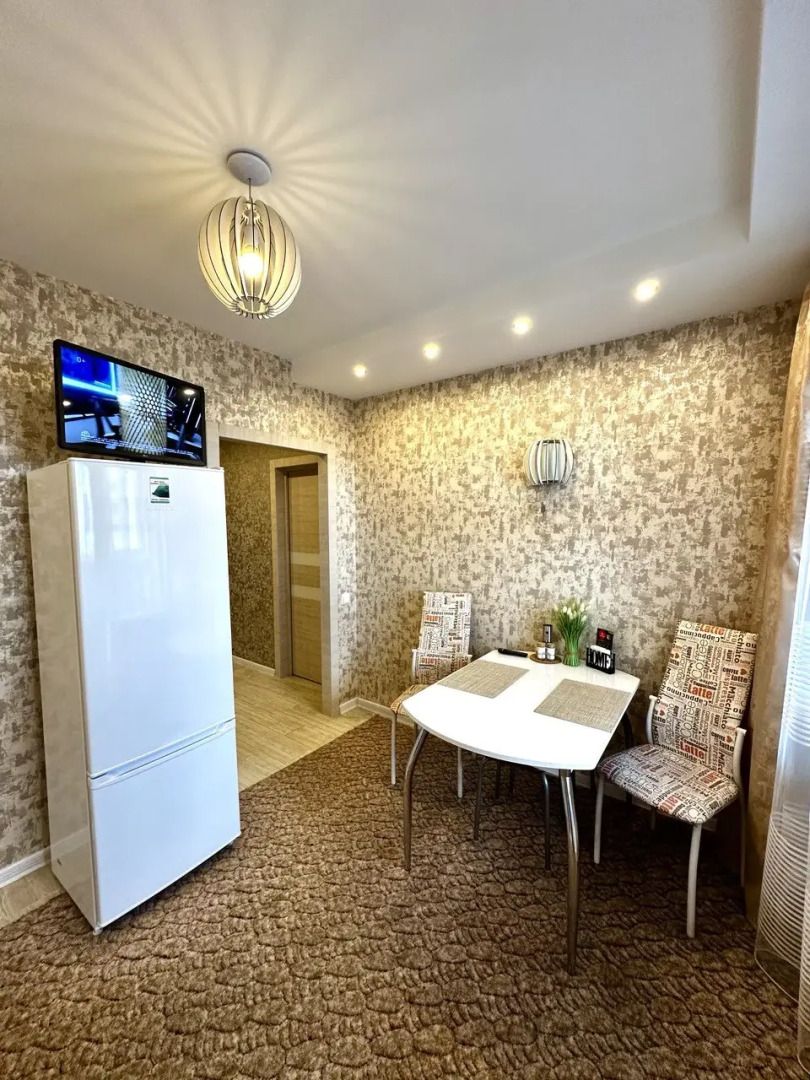 Апартаменты на улице Маршала Устинова д.1