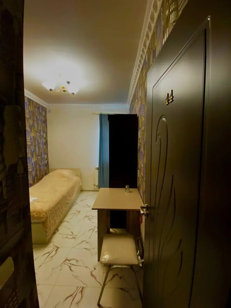 Отель Layros & Andersen