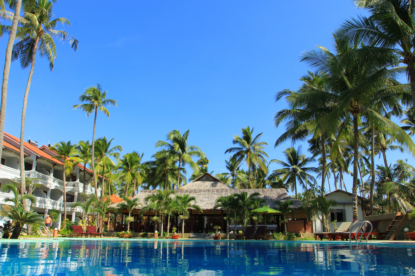Отель Little Paris Resort & Spa Mui Ne