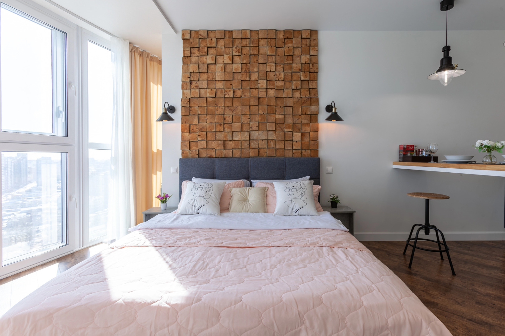 Апартаменты RentPlaza c панорамным видом на город