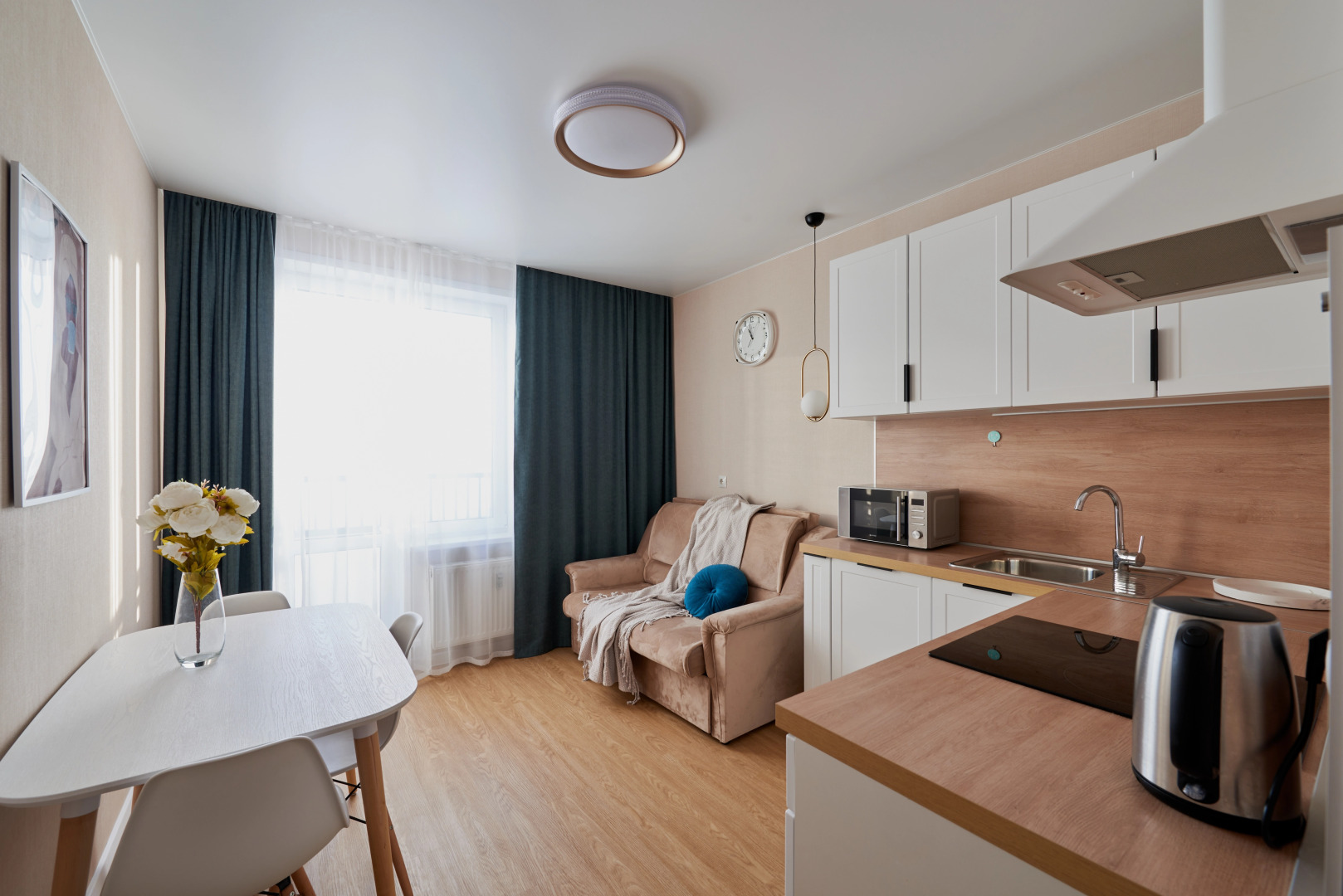 Квартира в стиле минимализм с видом на Комарово