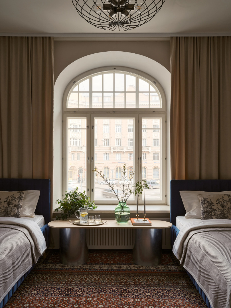 Апартаменты 170 кв. м. с 3 спальнями и видом на Австрийскую площадь