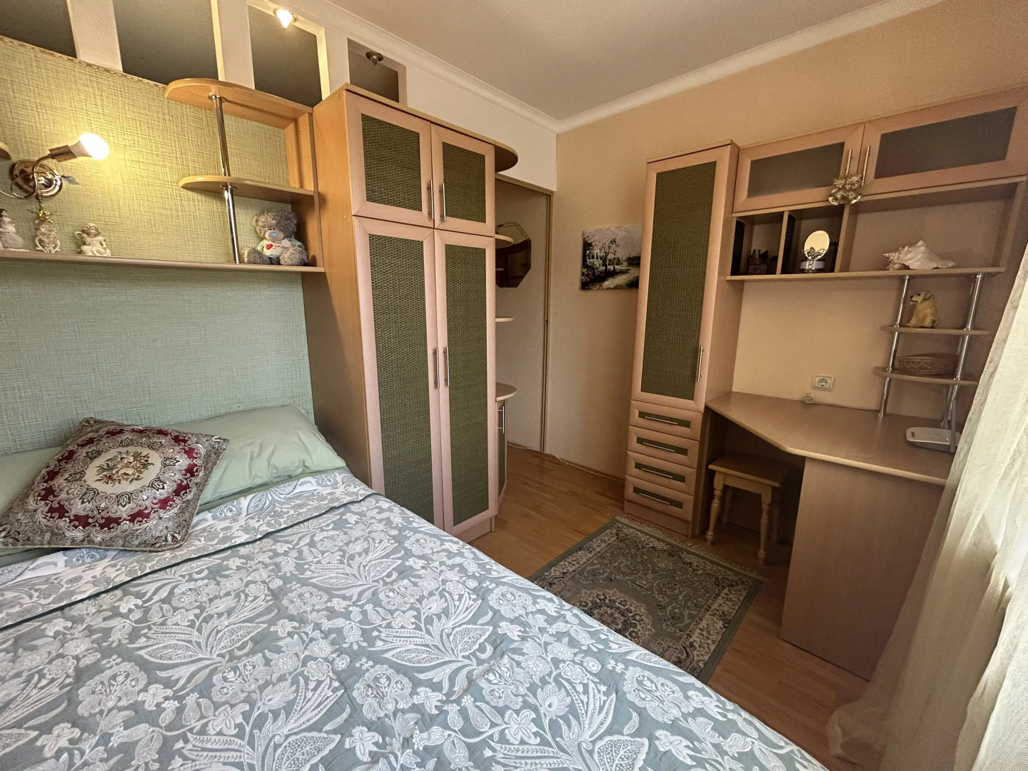 Квартира 2-х комнатная в центре посёлка Тульского