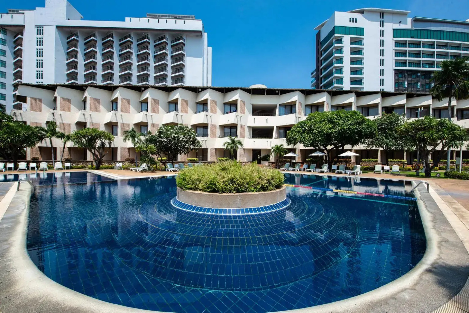 Отель Tropicana 