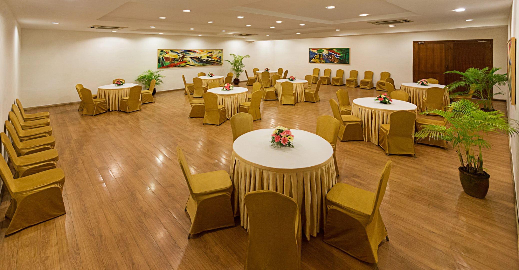 Отель Chariot Beach Resorts