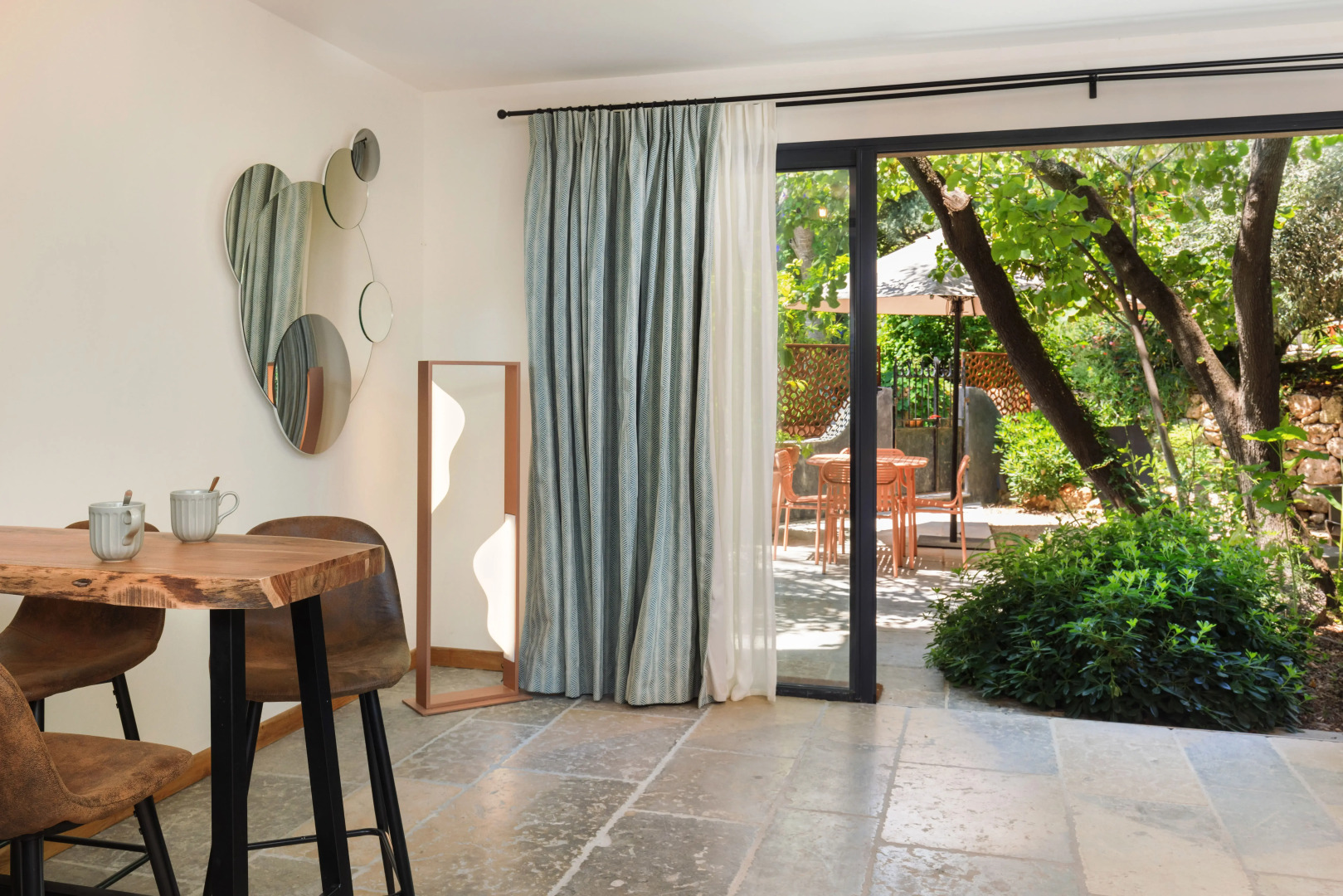 Курортный отель LOU CALEN