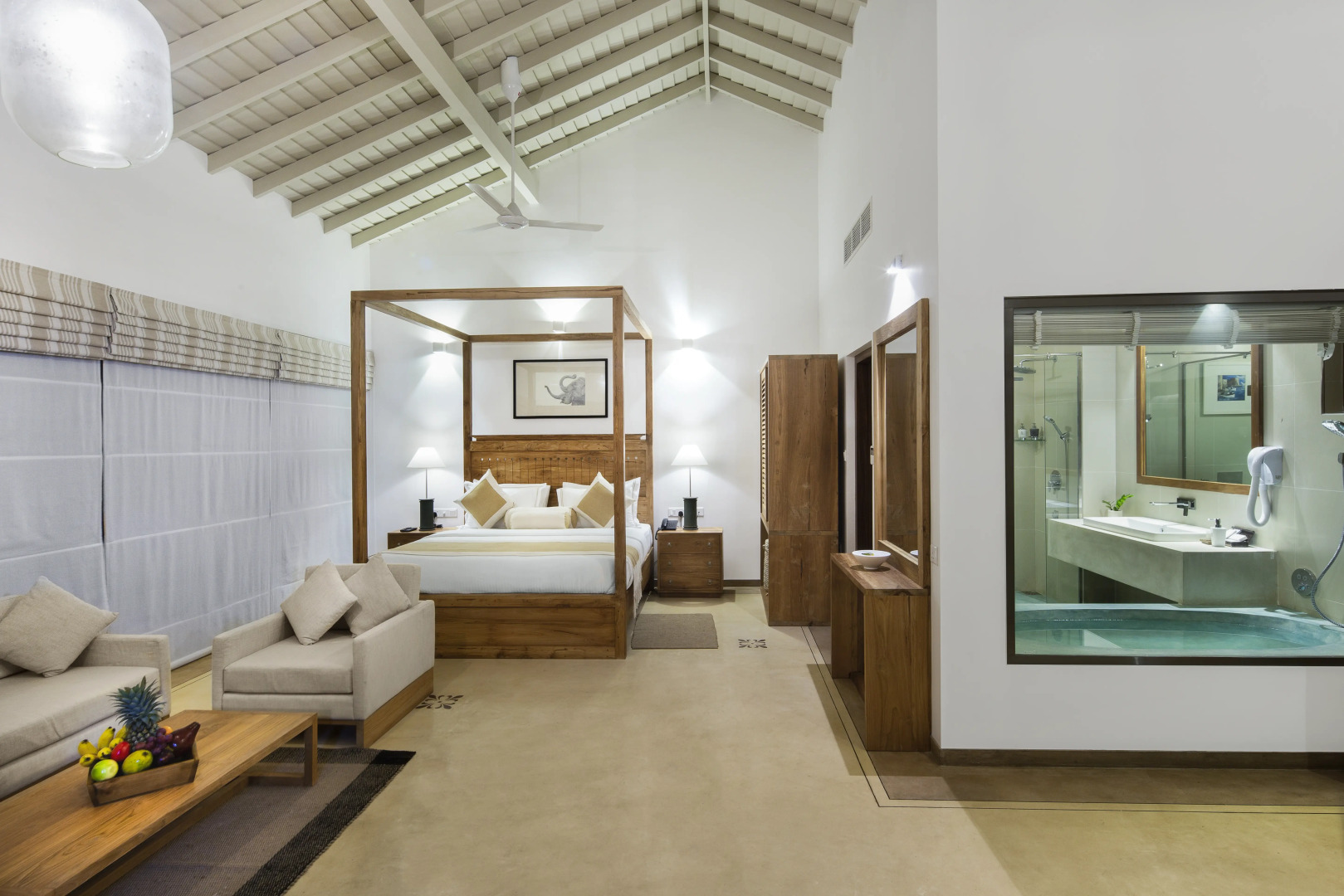 Отель Lucky Elephant