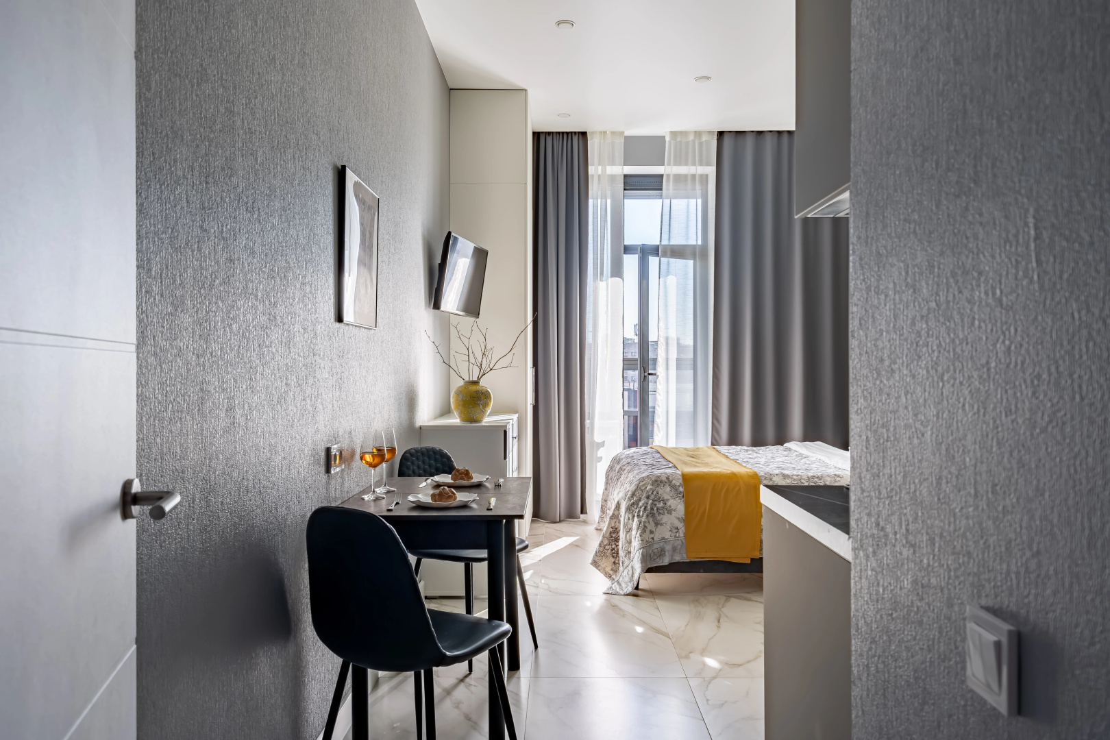 Квартира GreenGrey Studio