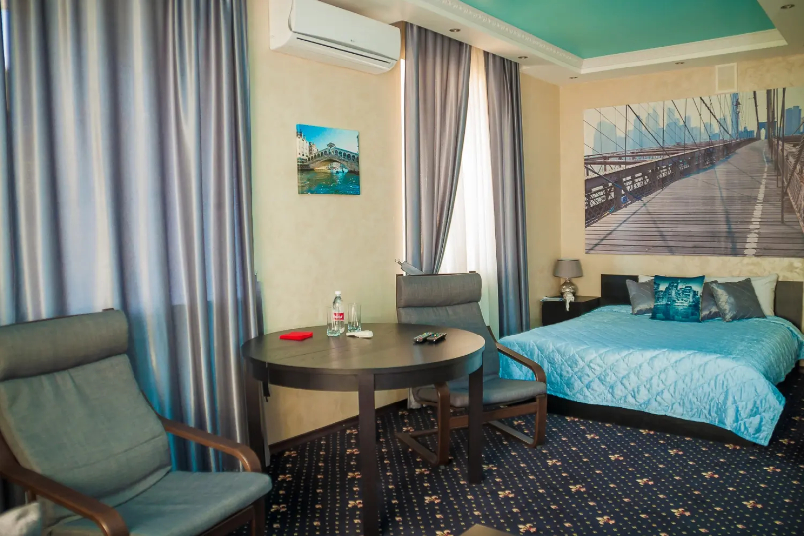 Отель Роял Кастл