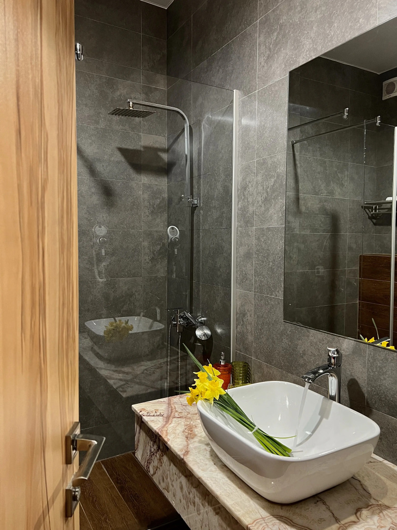 Abaash Afon (Абааш Афон)