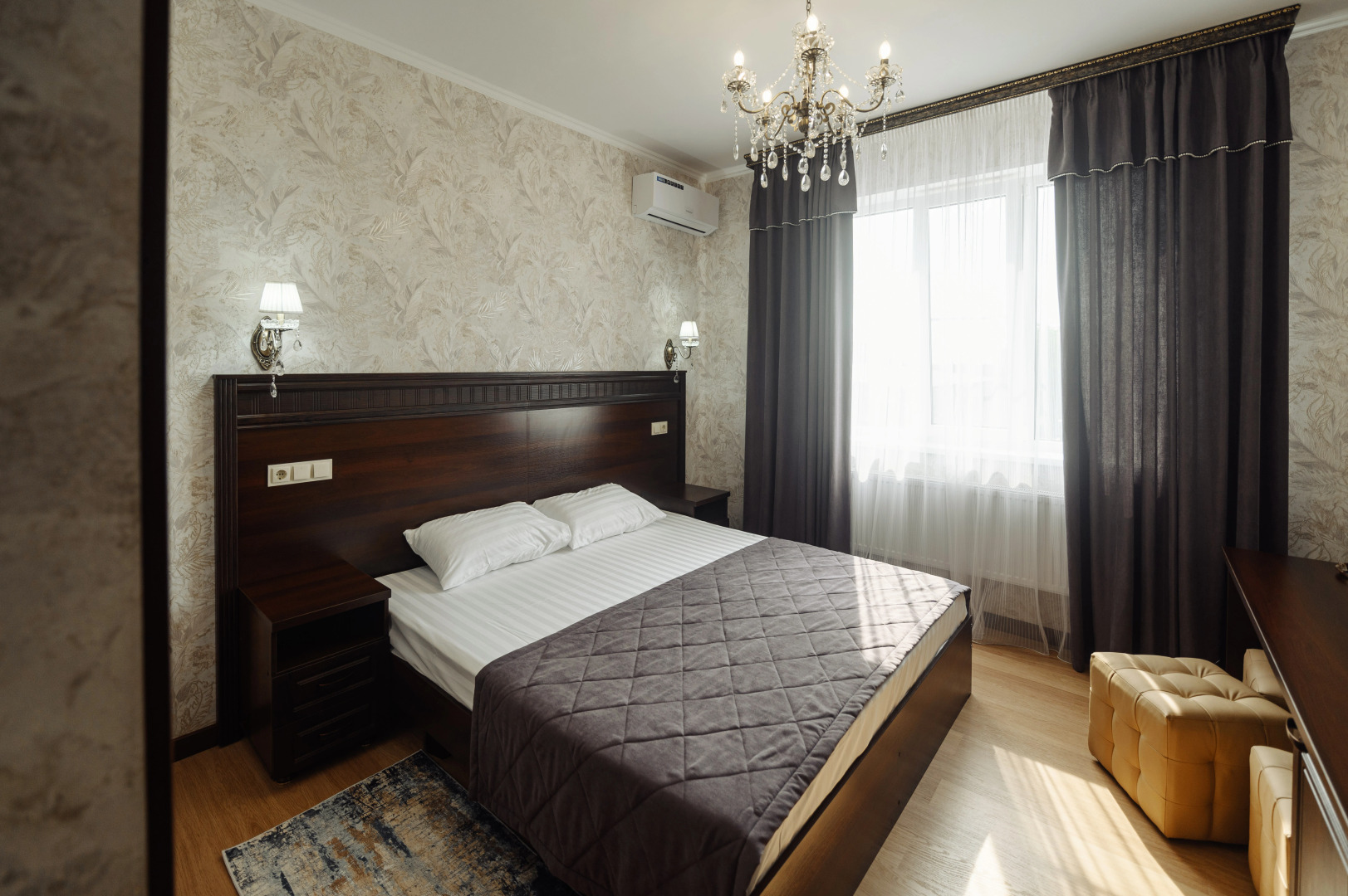 Отель Азовский