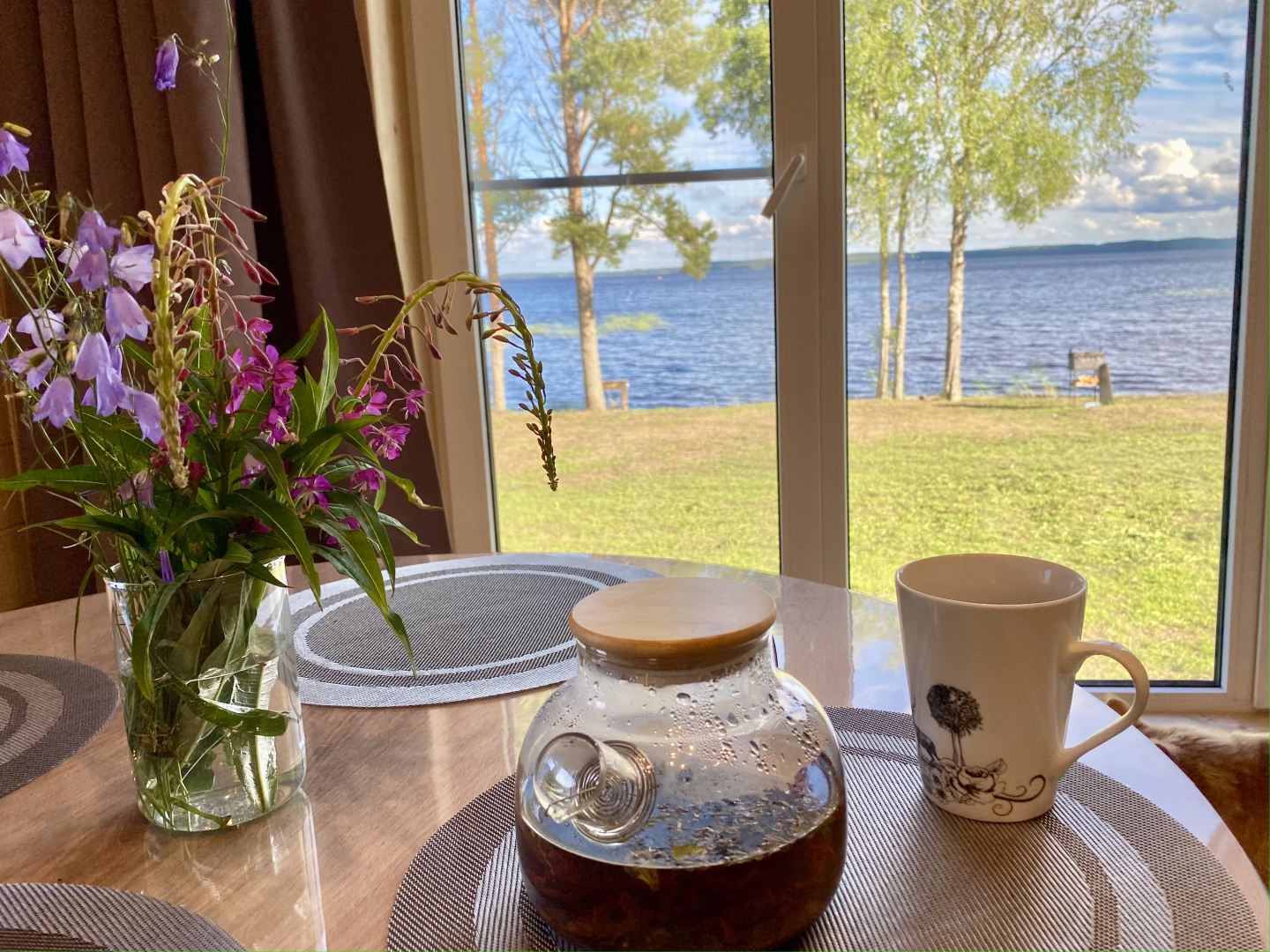 Гостевой дом у озера Карельская Трёхгорка