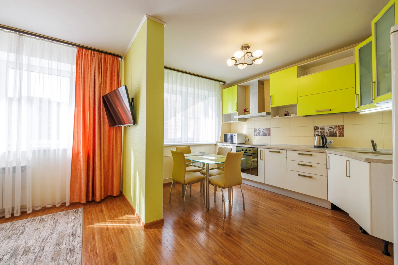 Квартира Двухкомнатная на проспекте Ленина 112