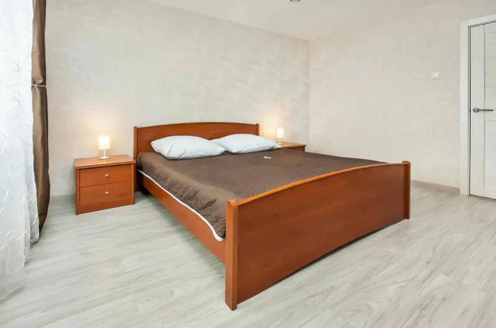 Квартира Двухкомнатная Революционная 13а