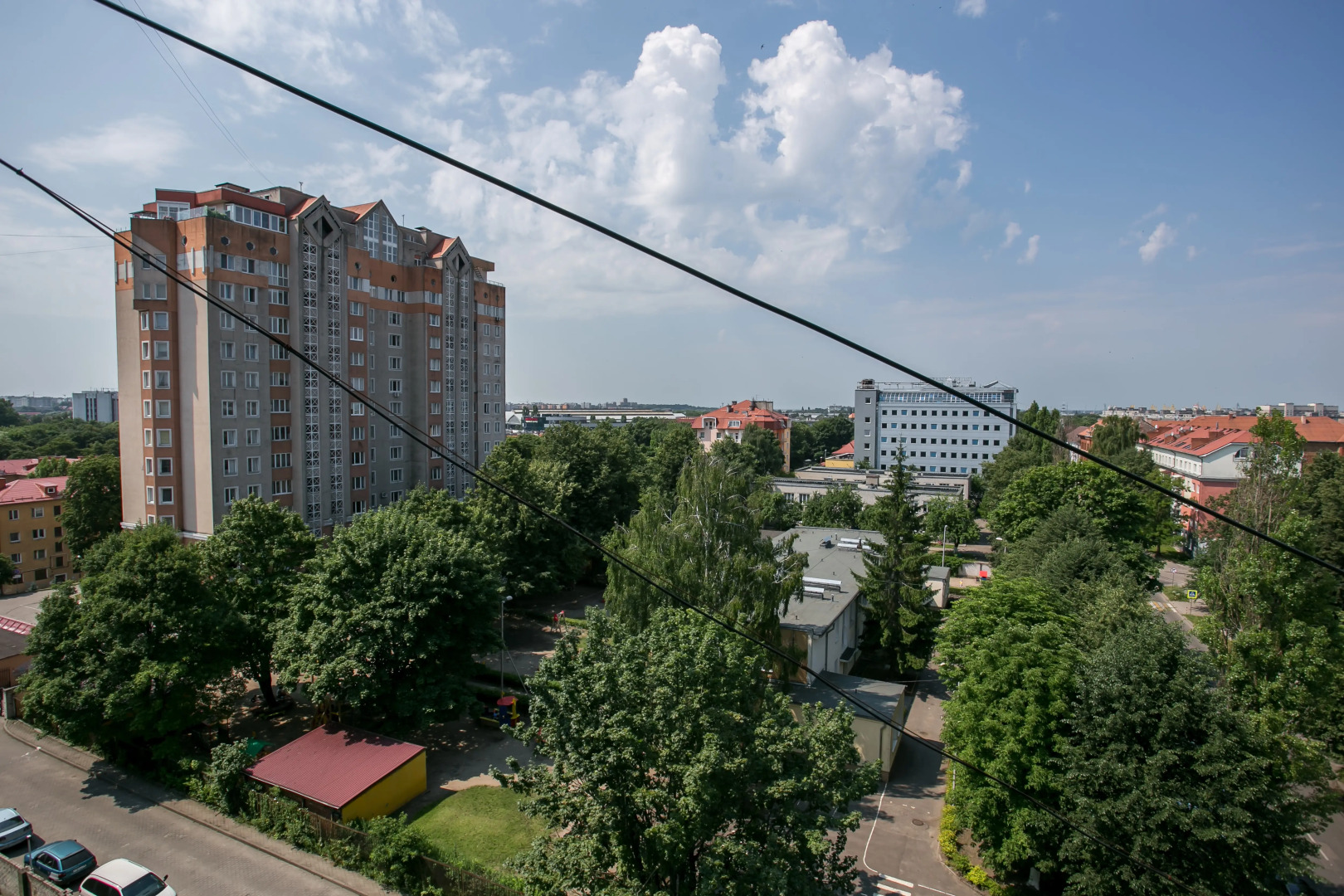 Апартаменты с видом на закат и крыши