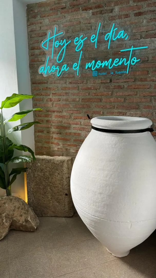 Hospedium Hotel La Fuente