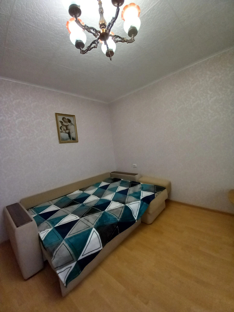 Квартира 1к по Тихонова 8