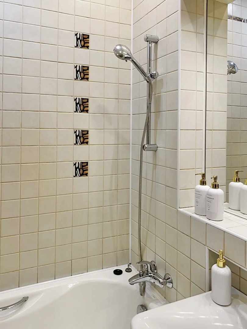 Апартаменты с балконами и видом на тверскую площадь и Мэрию Москвы