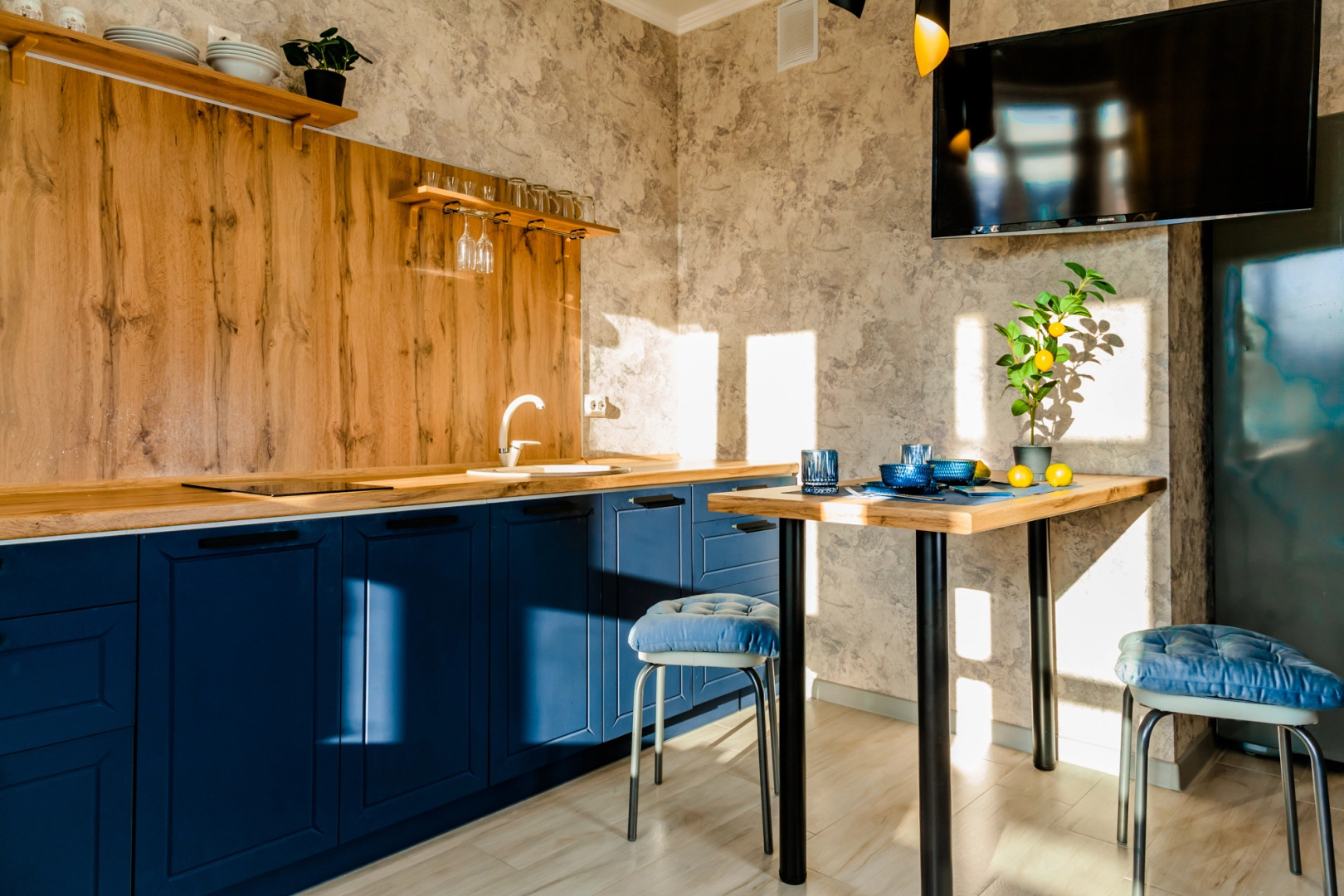 Апартаменты Ивана Голубца 147/3