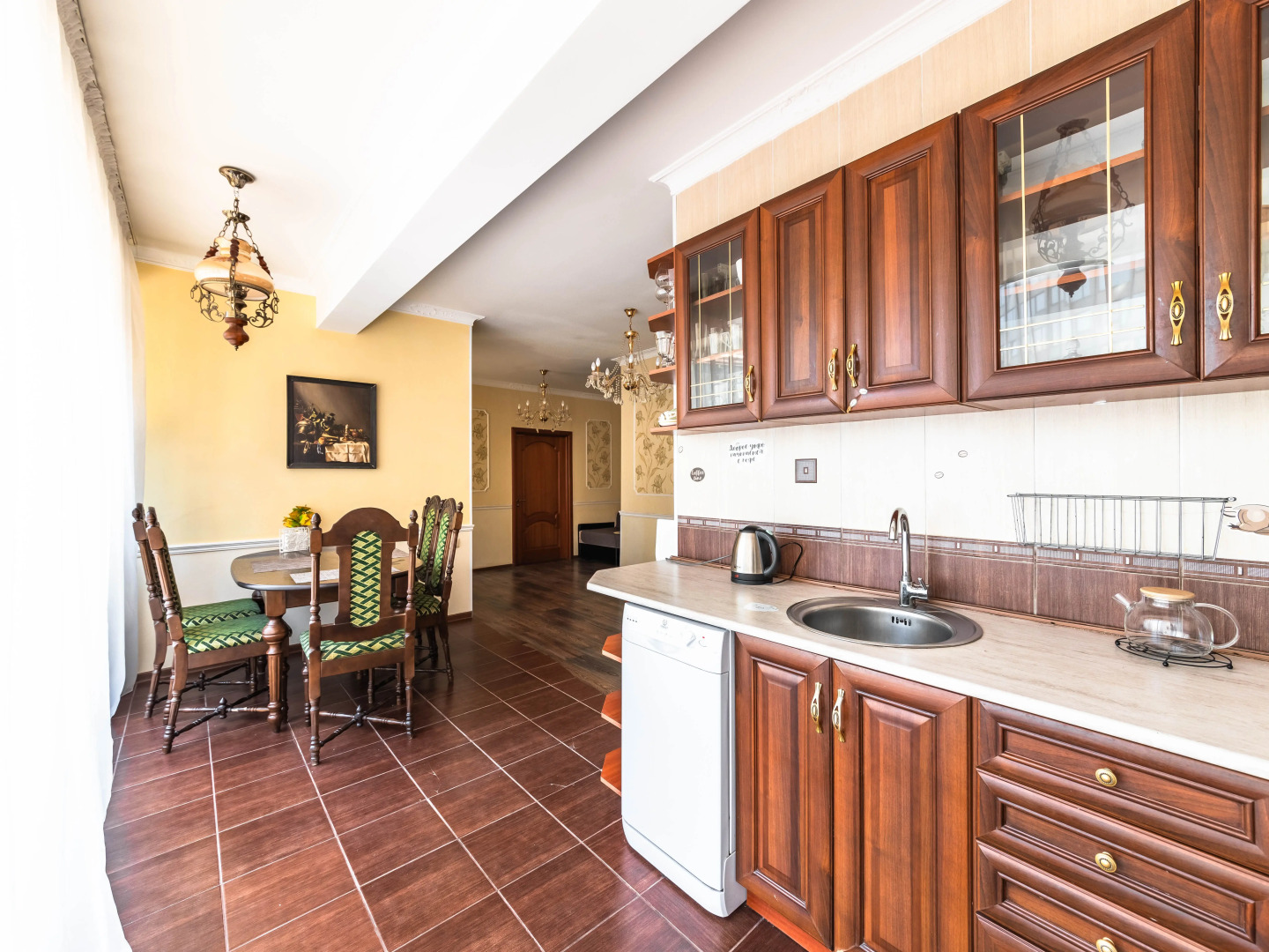 Апартаменты у Крейсера Авроры и Финляндского Вокзала