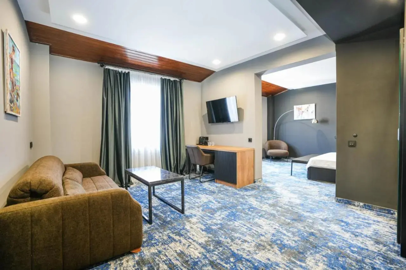 Отель Splendid Tbilisi