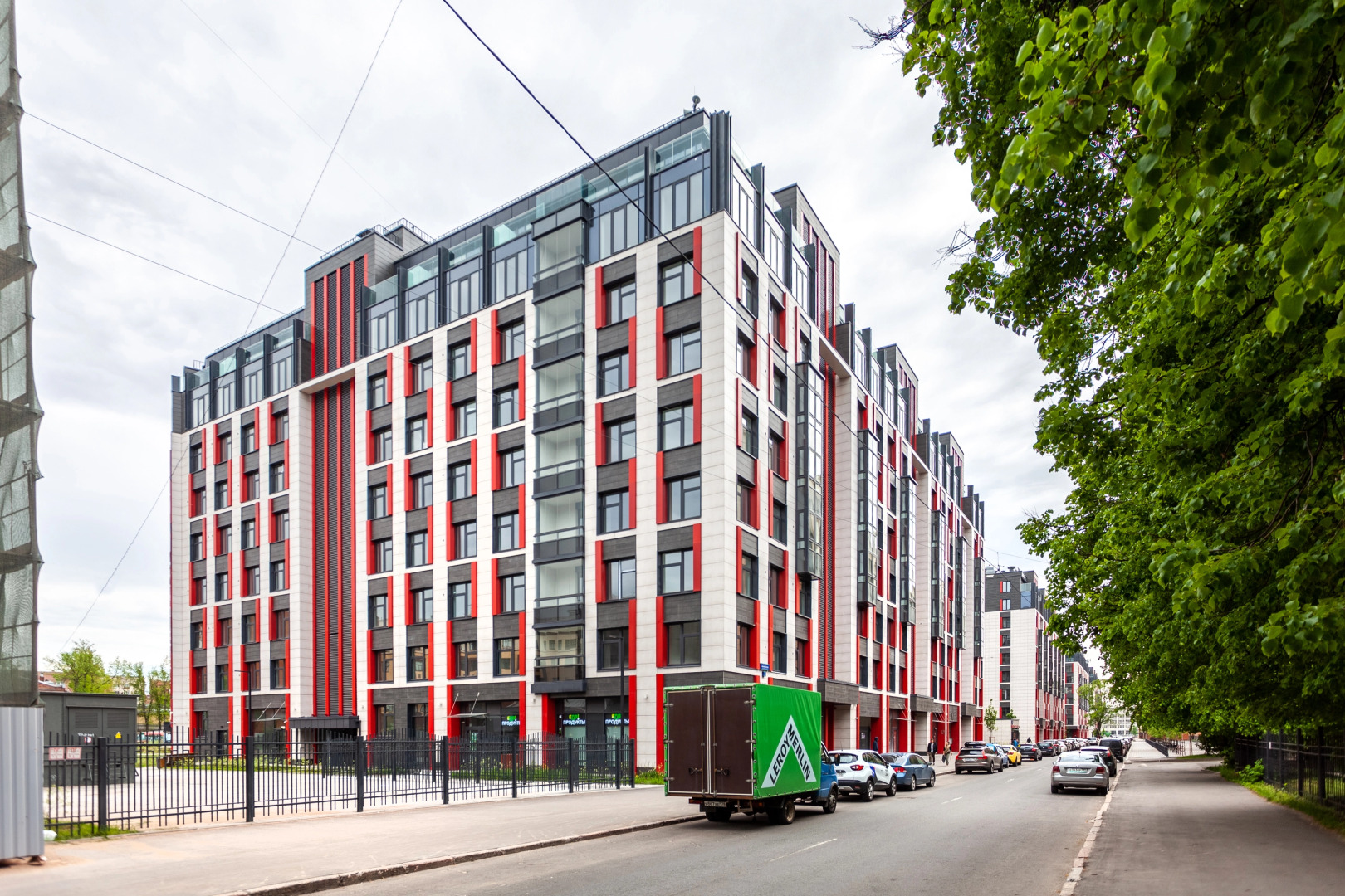 Квартира Dubrovskiy apart в доме бизнес класса на набережной Невы