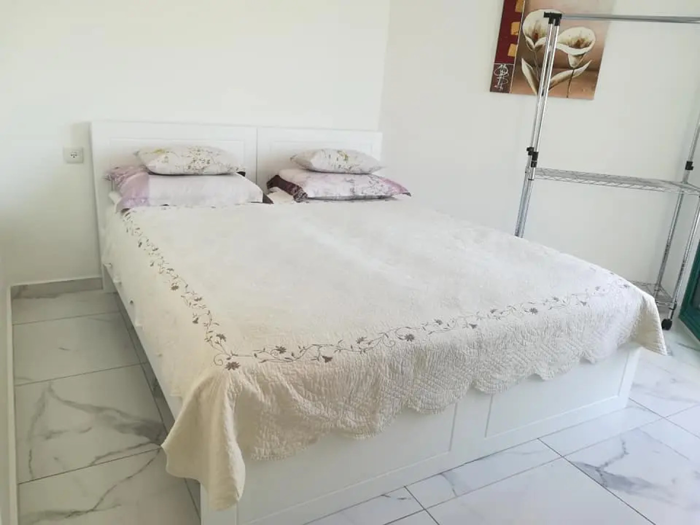 Апартаменты By The Lake