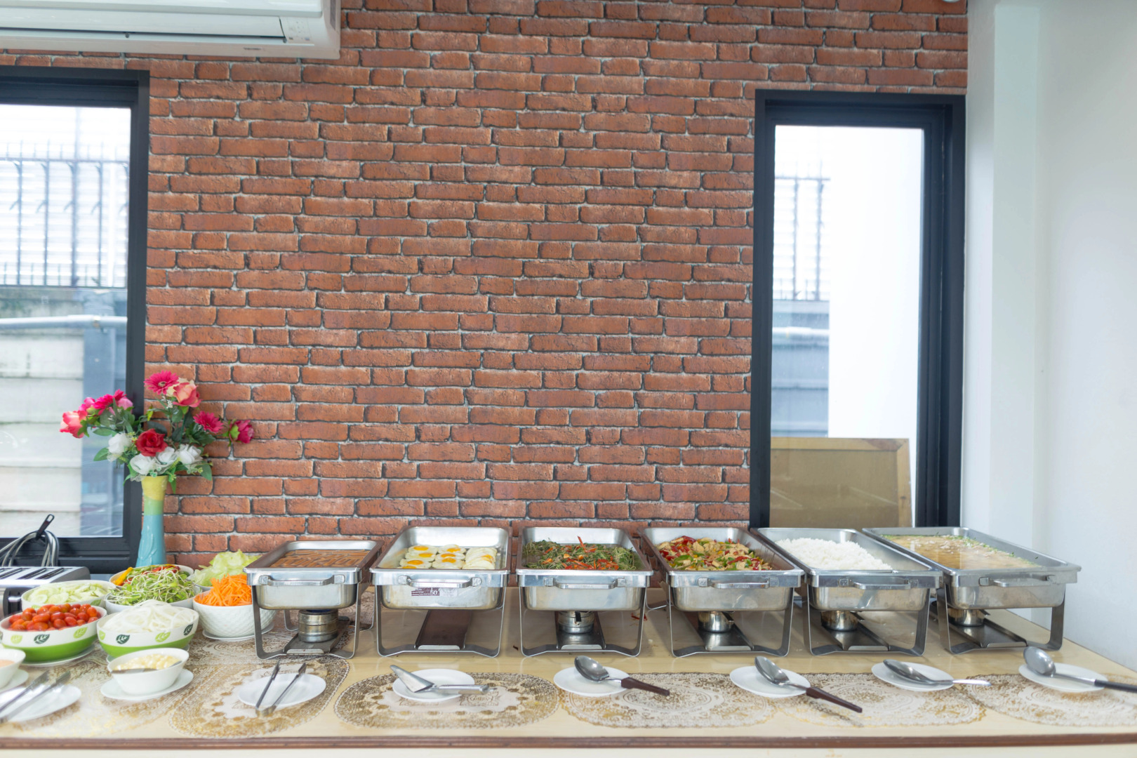 Отель Life Grand Chiang Mai