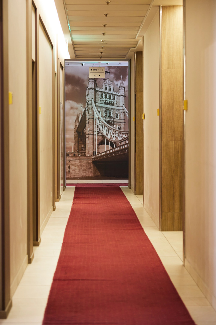 Отель Бридж