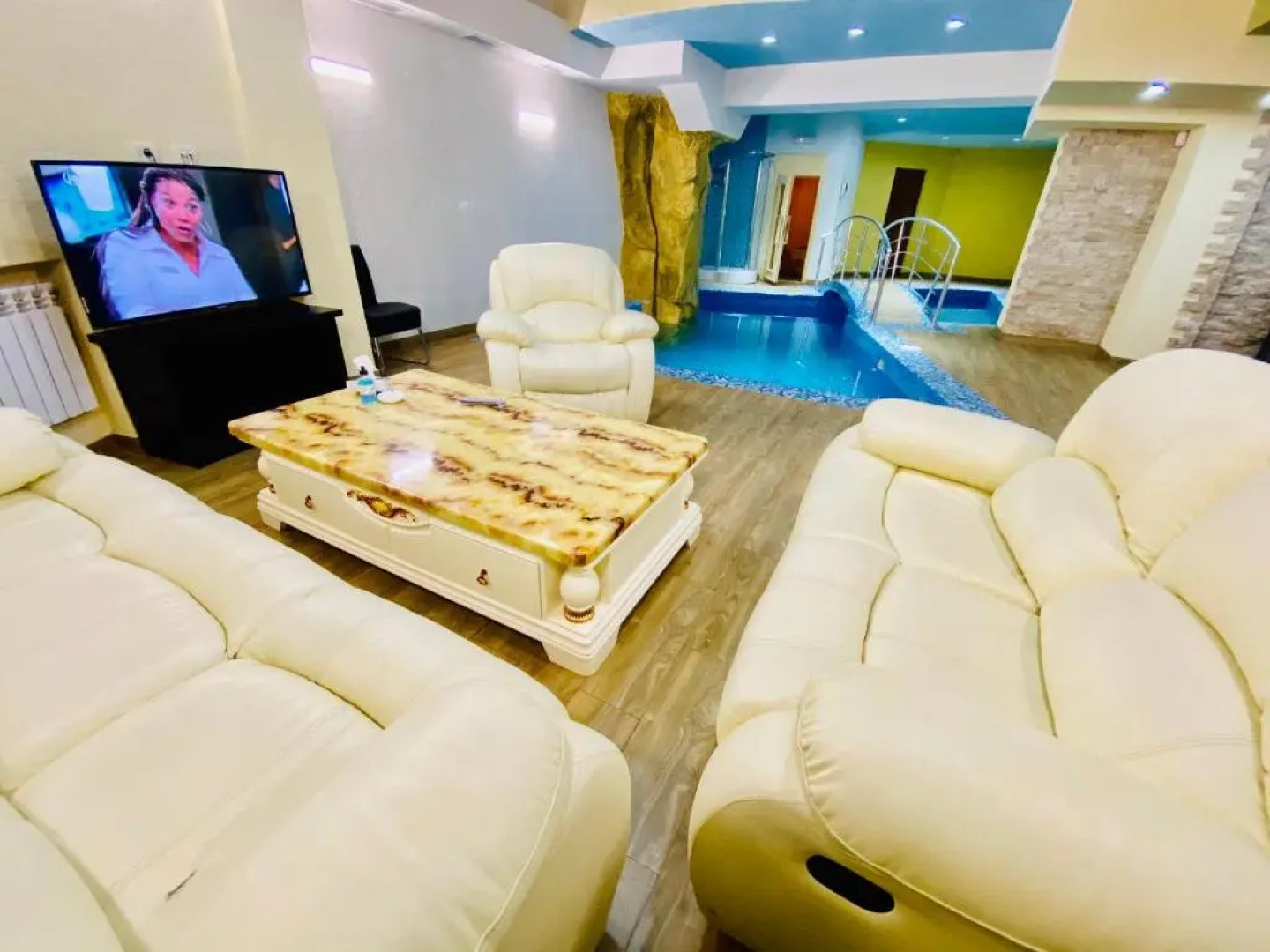 Отель Grand Hills