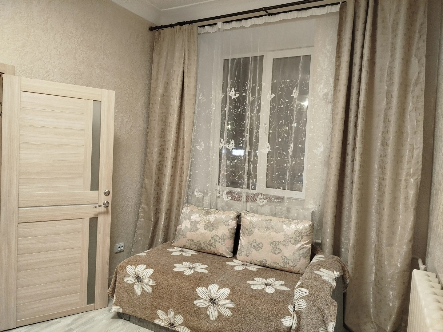 Квартира на Яна Фабрициуса 22