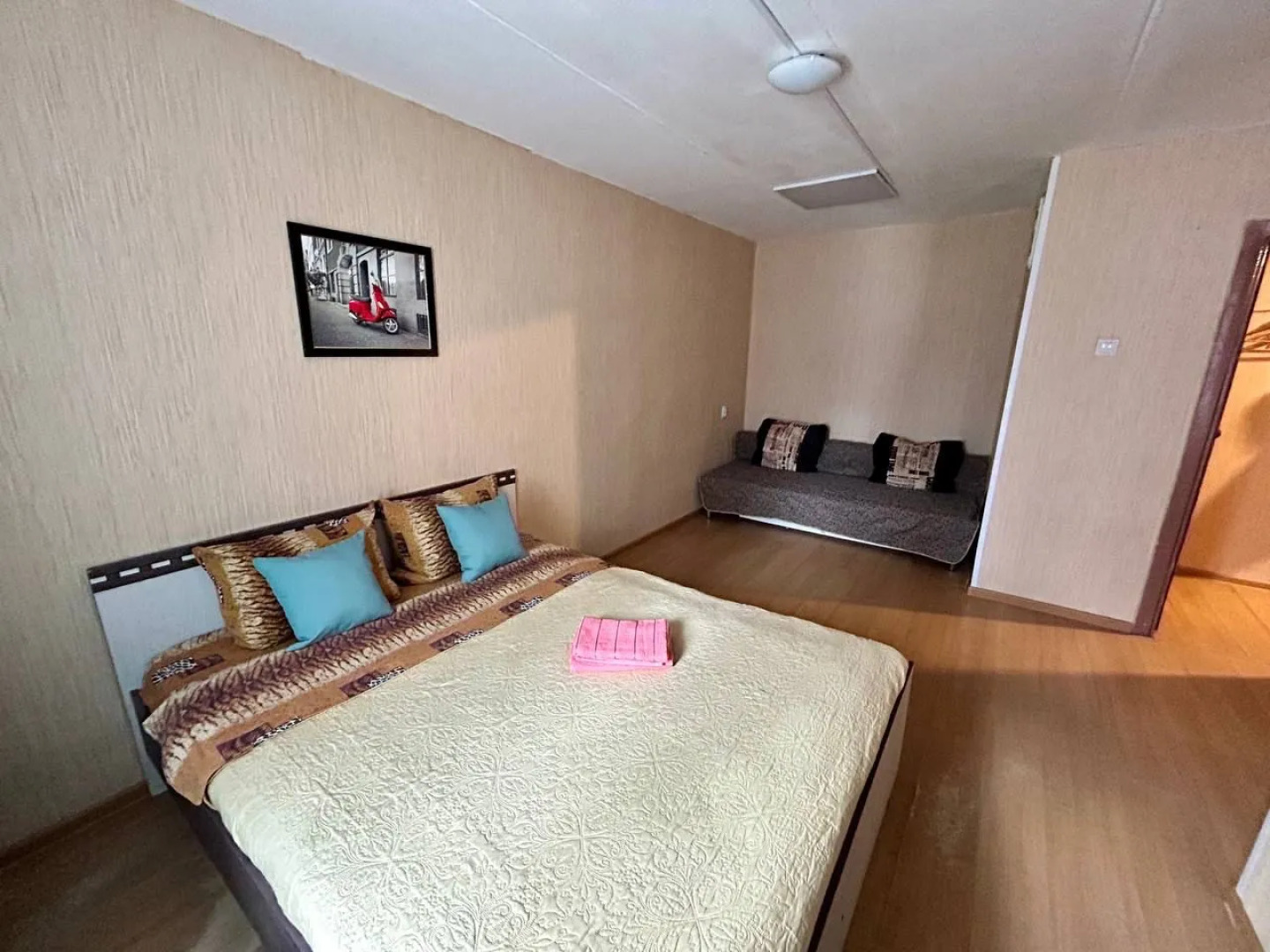 Апартаменты SmolSutki (СмолСутки) на улице Октябрьской революции 32