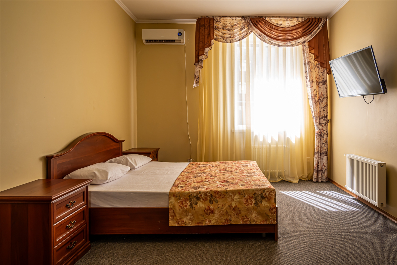 Отель Респект