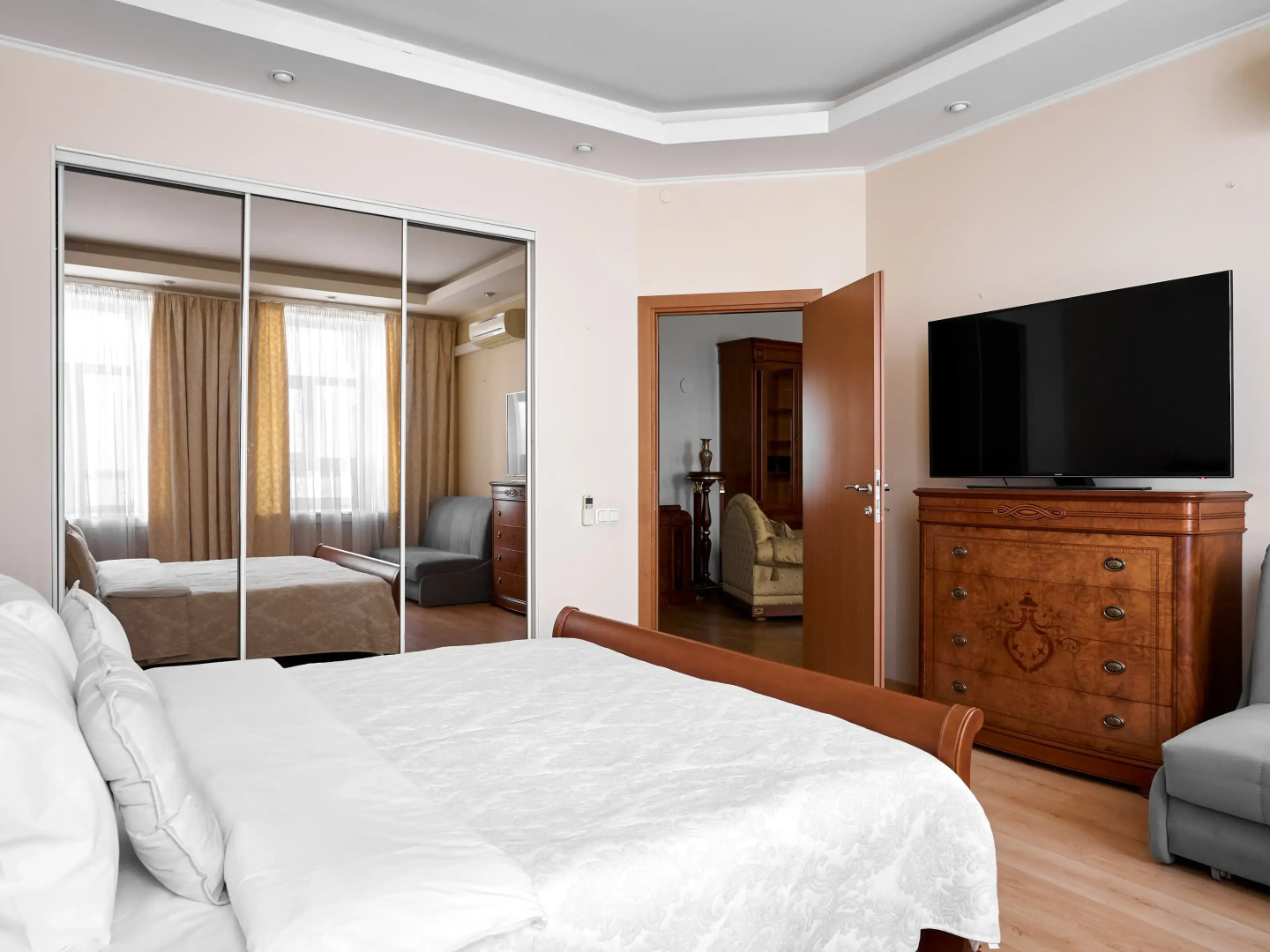 Апартаменты Nevsky 119 Apartments от Apartvil