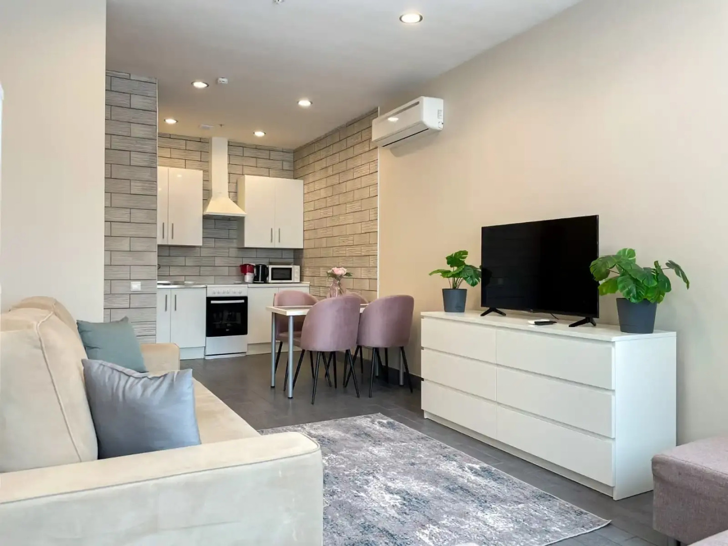 Апартаменты для Большой Семьи