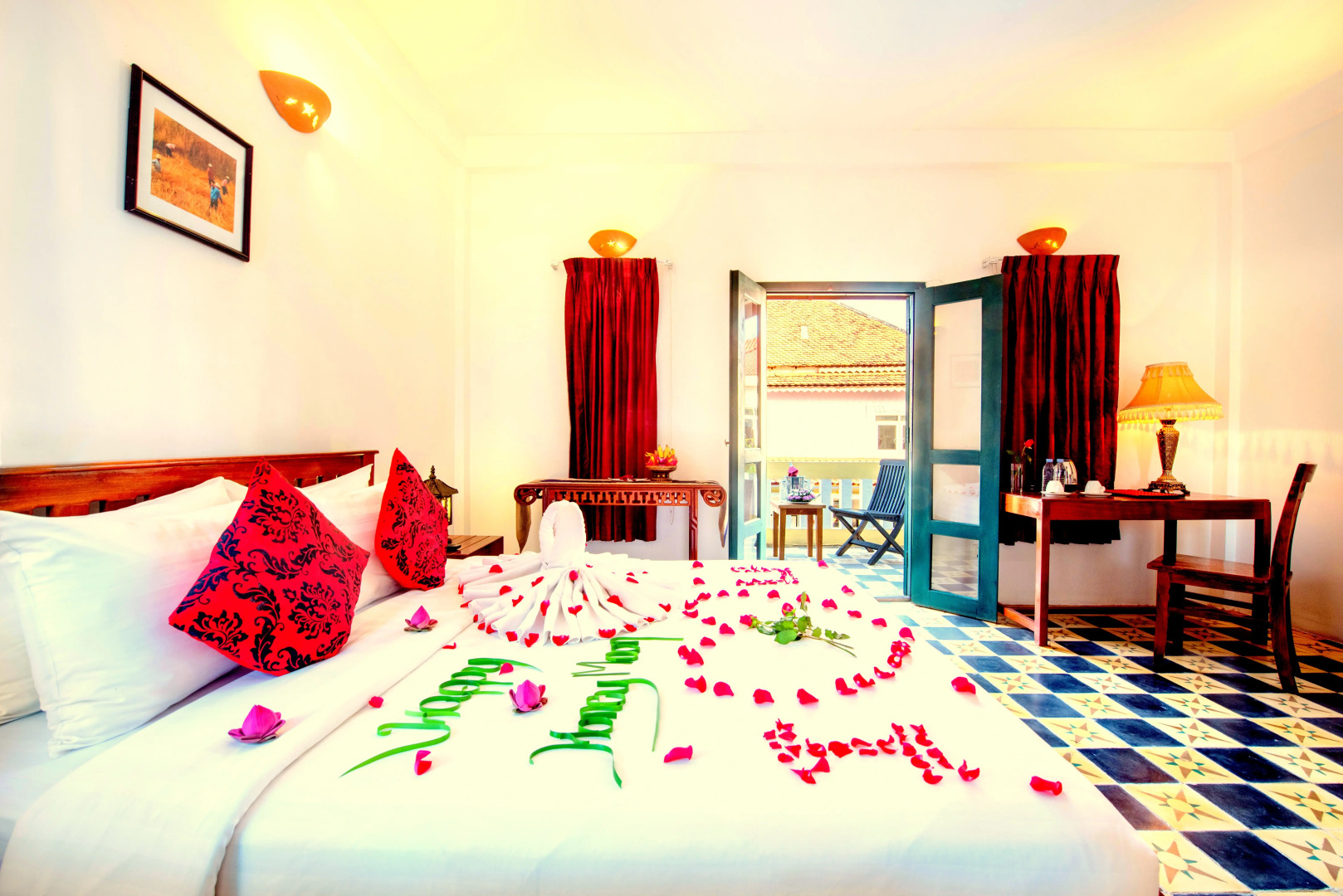 Отель Golden Banana Residence