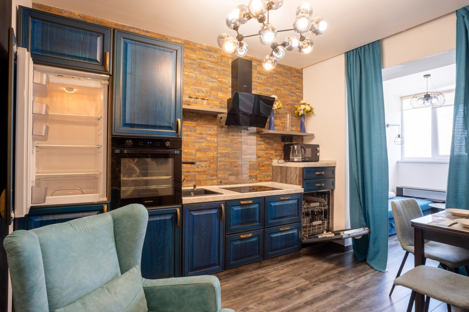 Апартаменты дизайнерские на главном проспекте Тулы