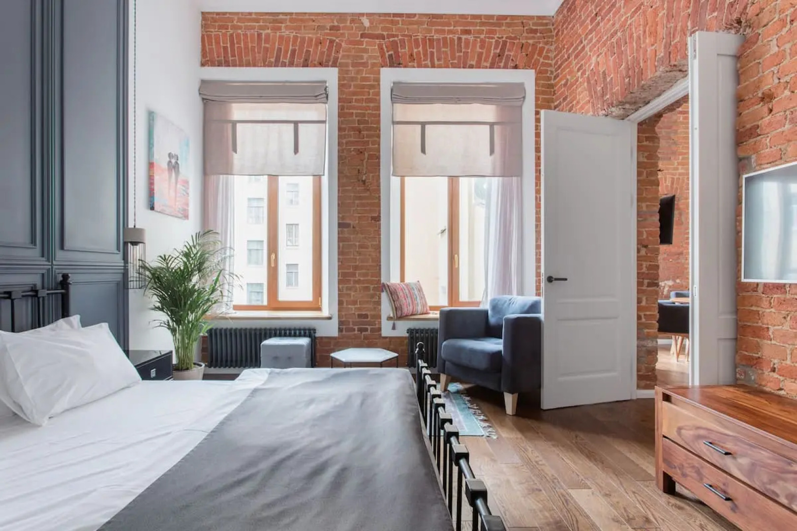 Меблированные комнаты F12