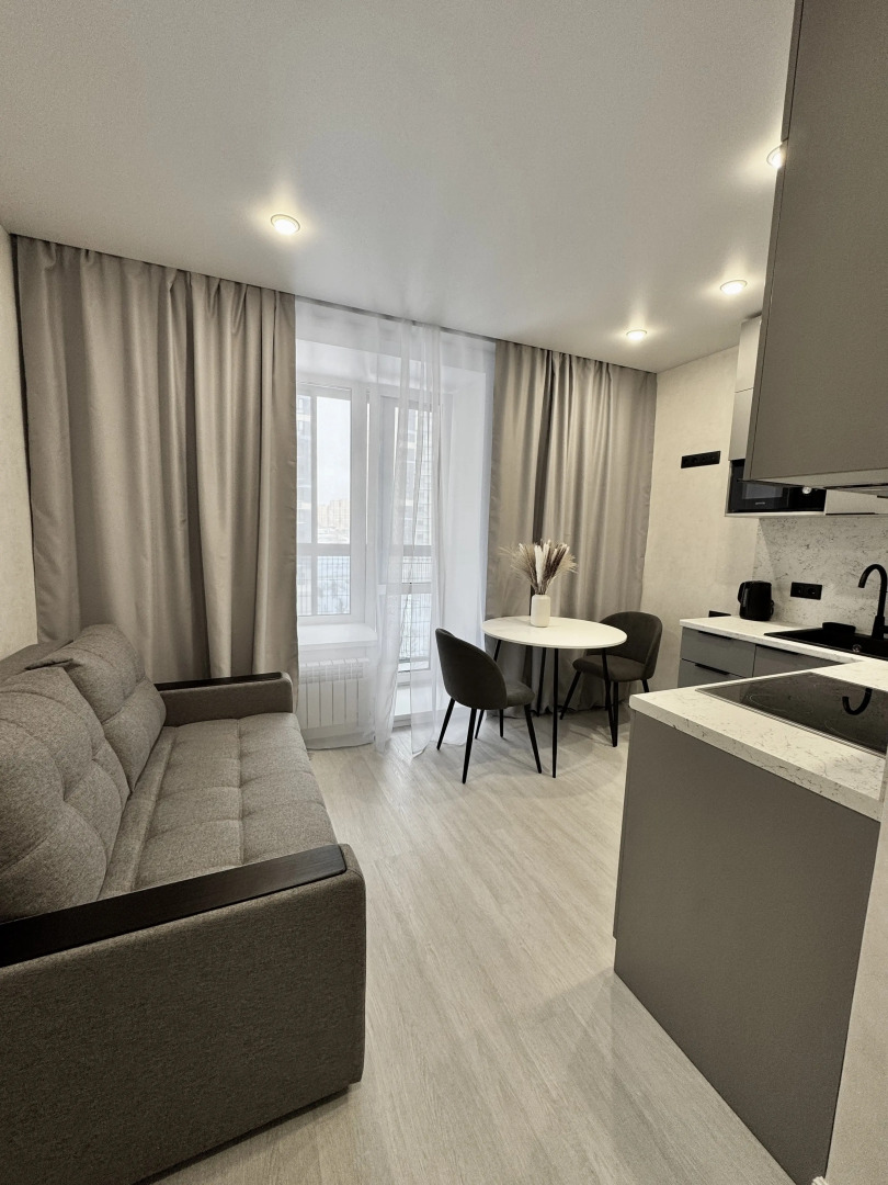 Апартаменты Двухкомнатные на Строителей 60/4