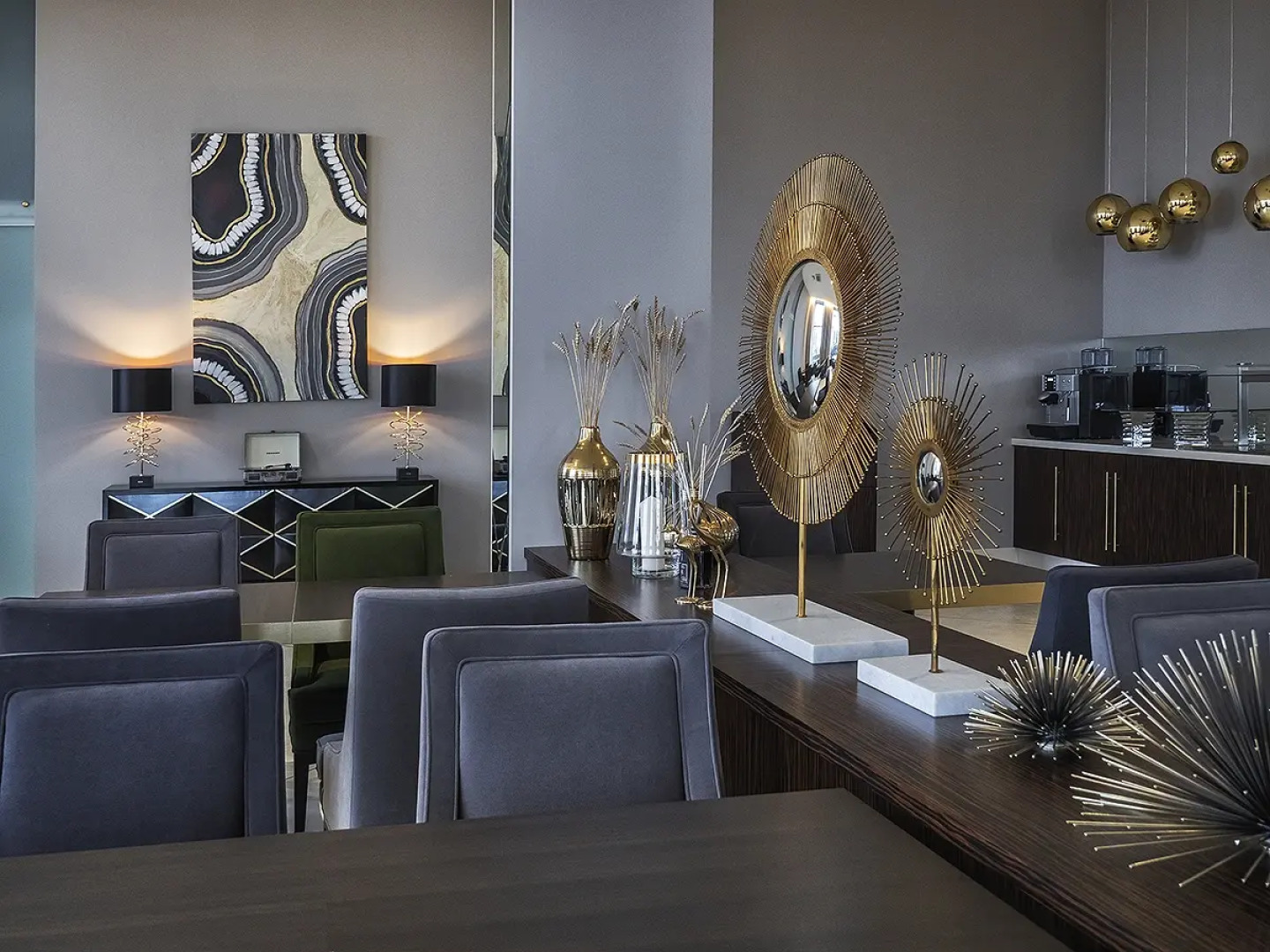 Отель Lahta Plaza